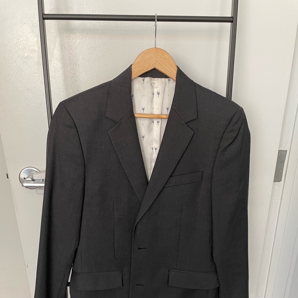 Gray, fitted brazer size 48